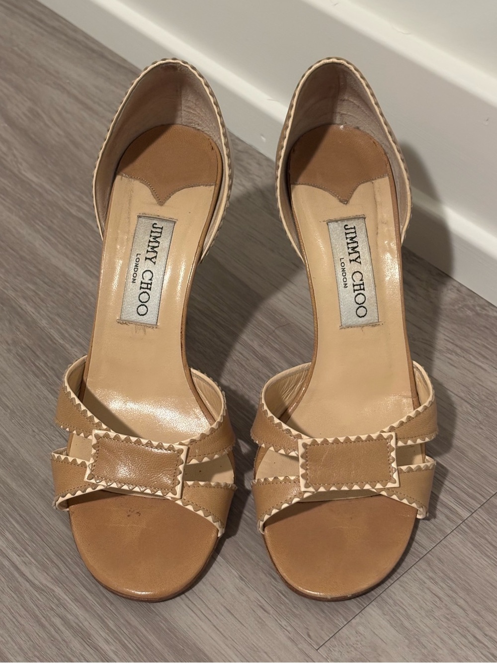 Vintage Jimmy Choo Tan and White Heels - Picture 3 of 5